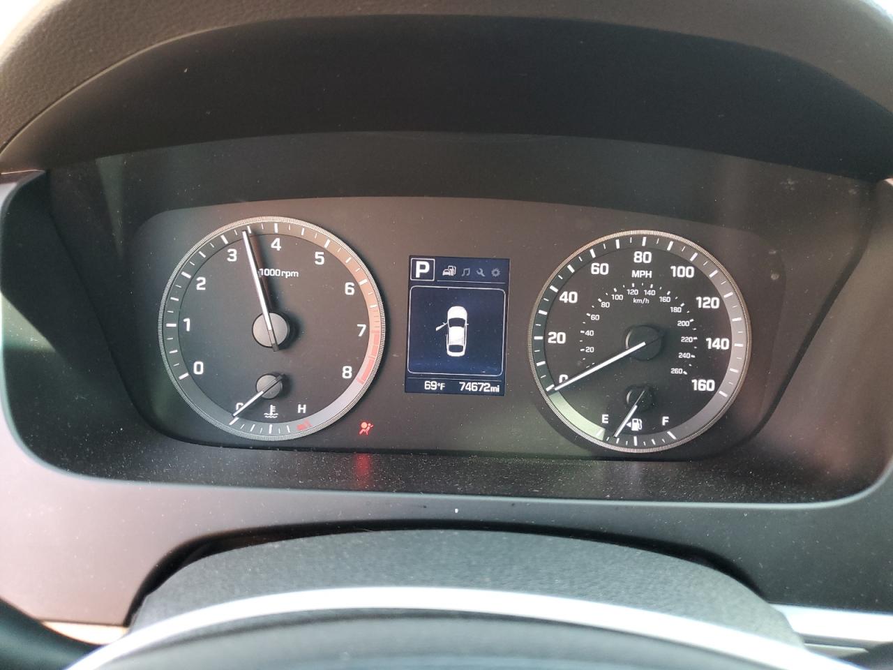 2017 Hyundai Sonata - Image 9
