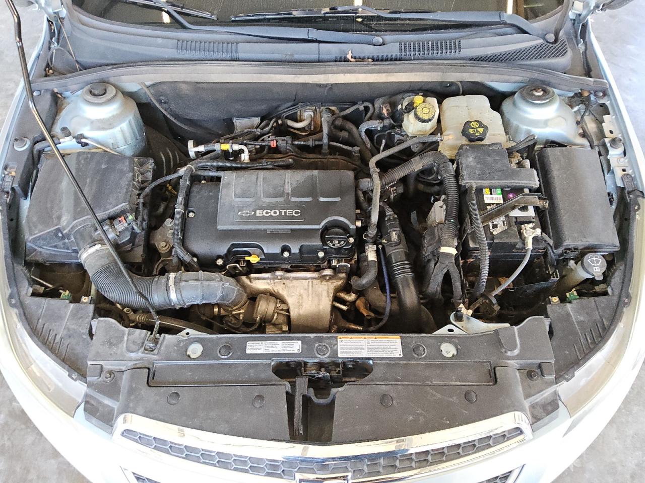 2012 Chevrolet Cruze - Image 11