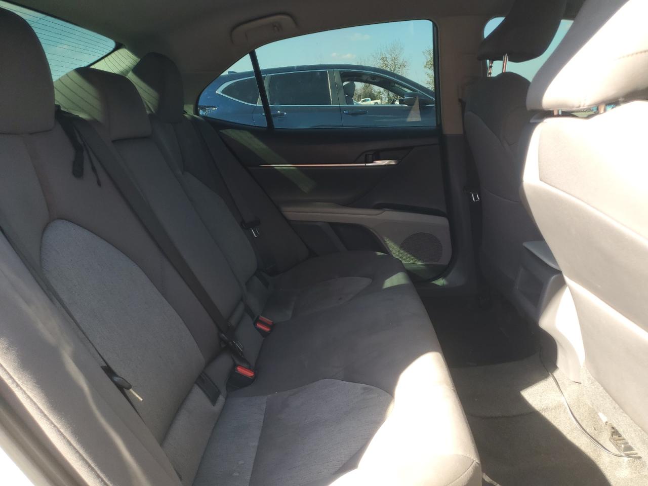 2018 Toyota Camry - Image 10