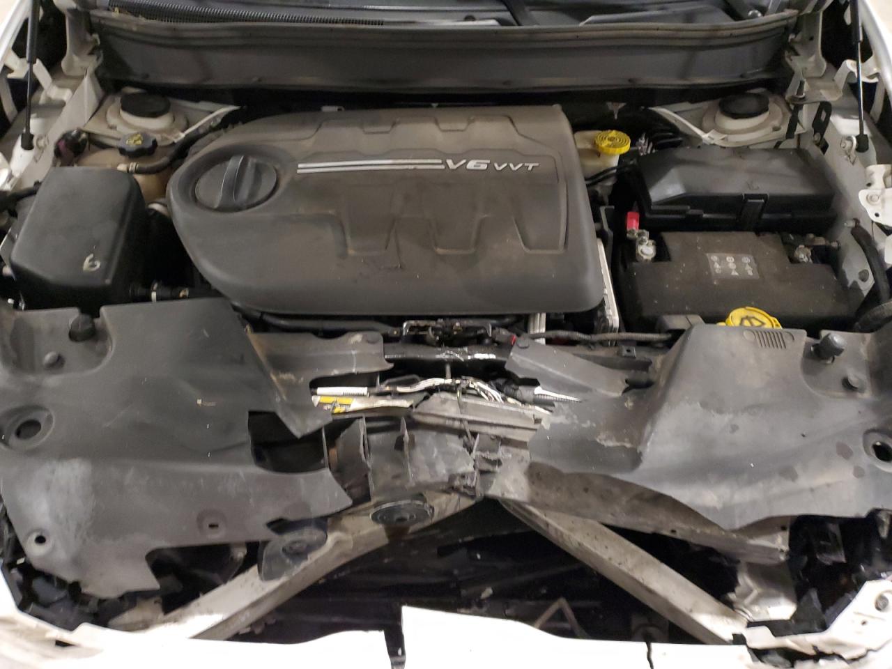 2016 Jeep Grand Cherokee - Image 12