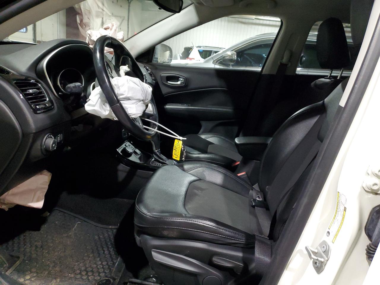 2020 Jeep Compass - Image 7