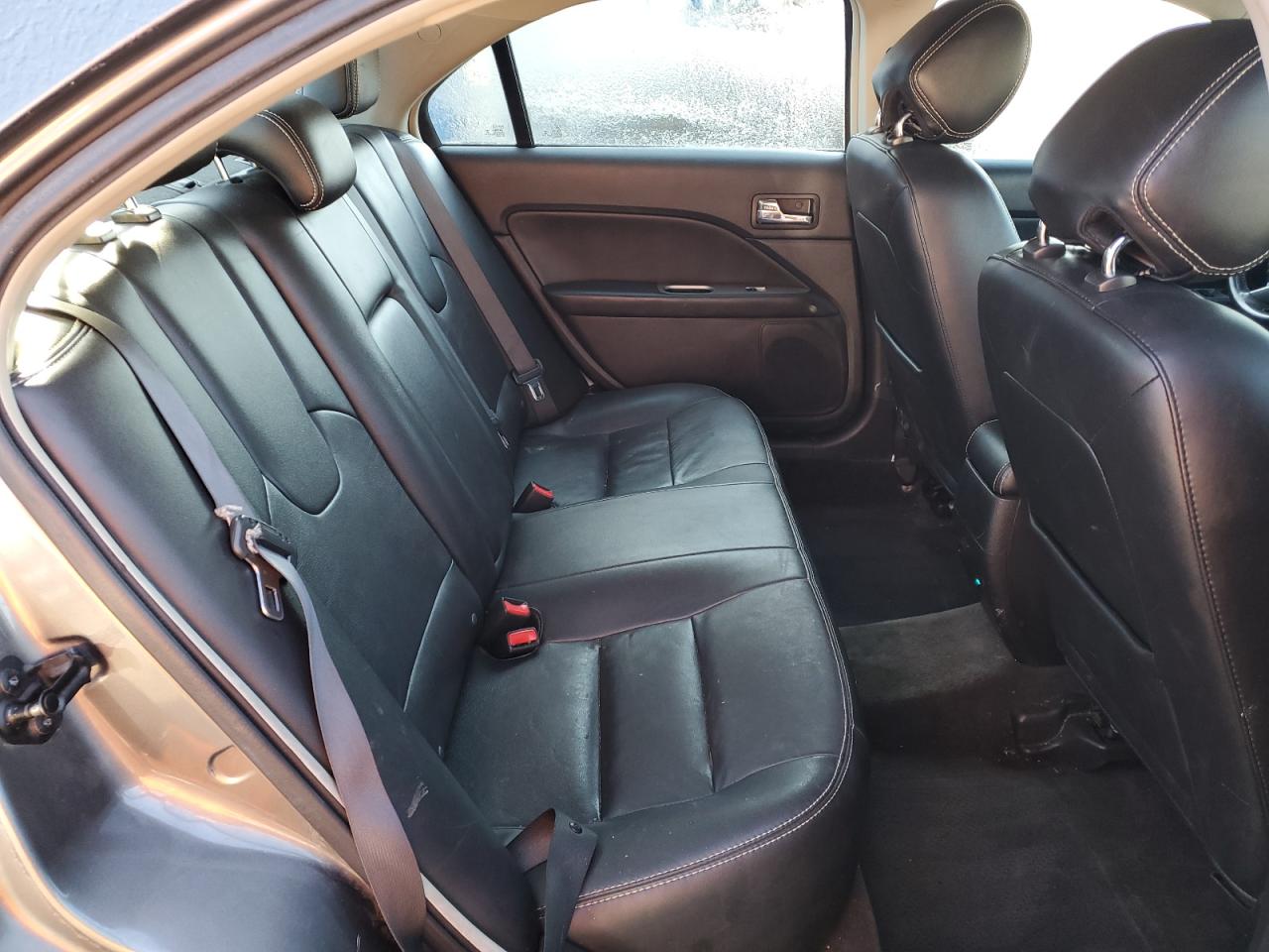 2012 Ford Fusion - Image 10