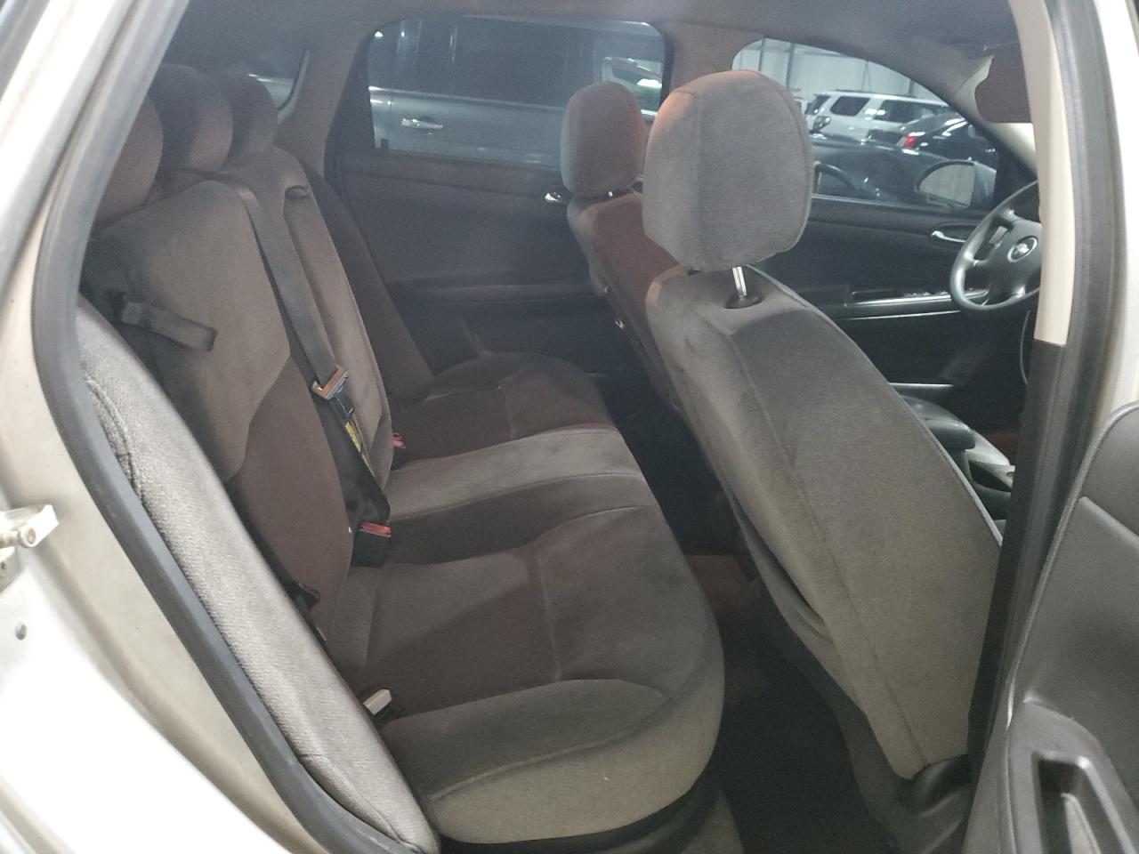 2008 Chevrolet Impala - Image 10