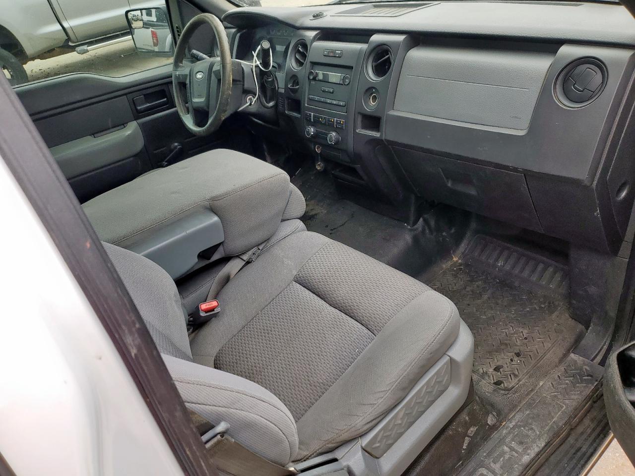 2014 Ford F-150 - Image 8