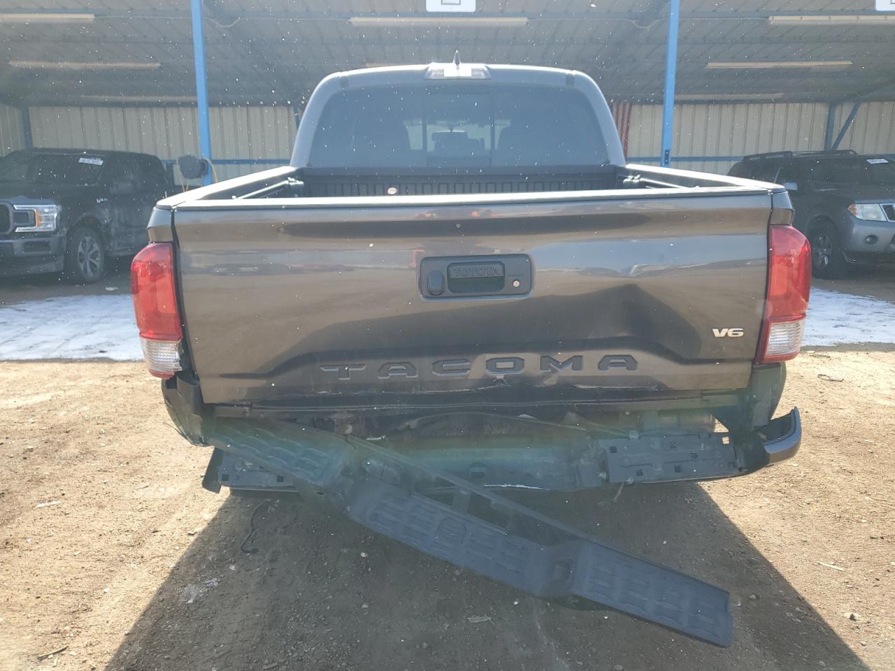 2017 Toyota Tacoma - Image 6