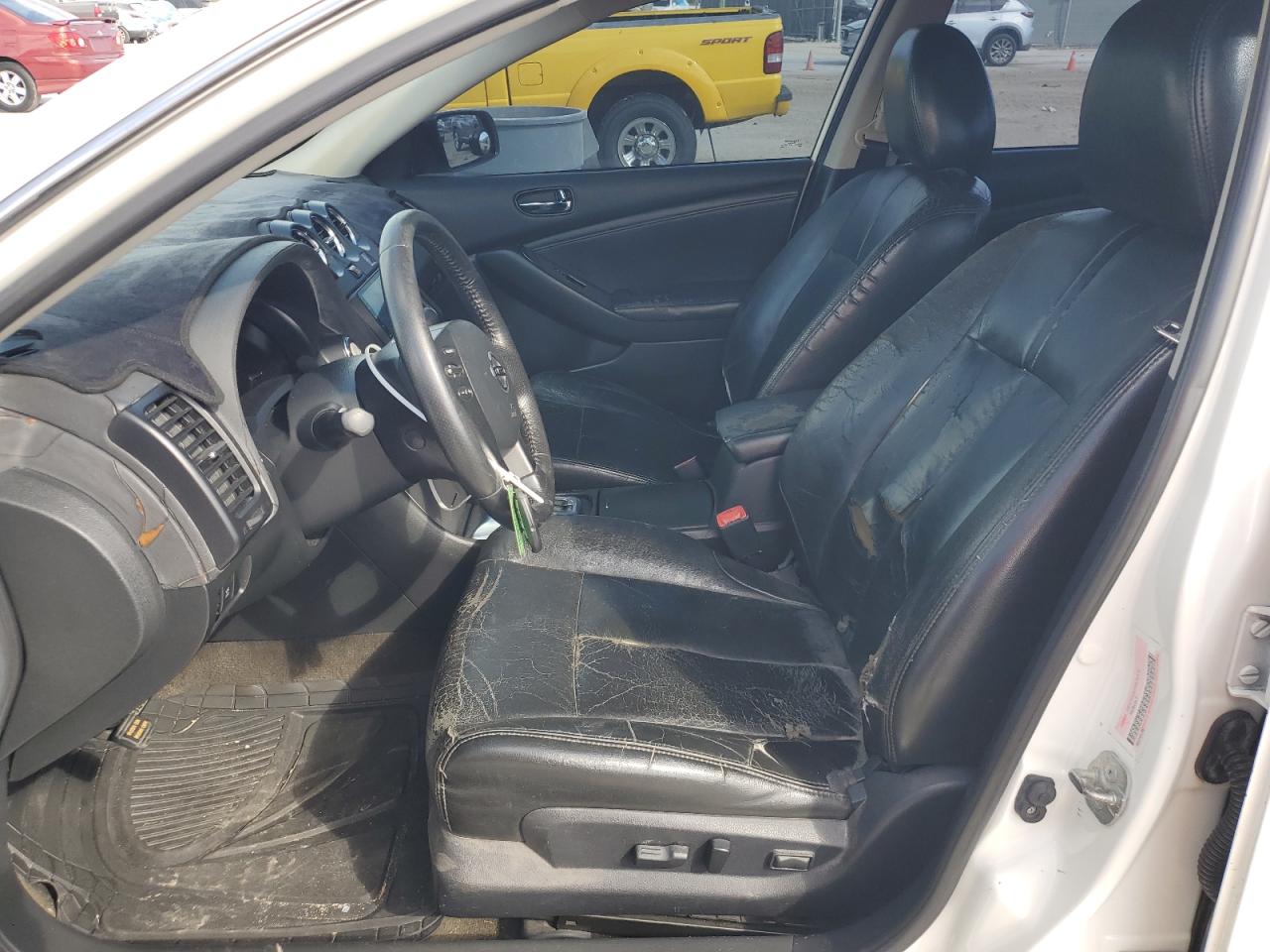 2010 Nissan Altima - Image 7