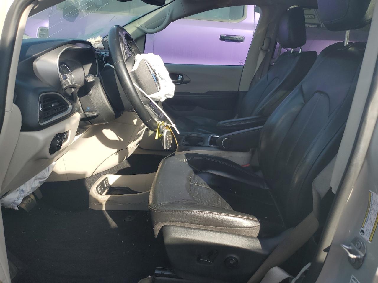 2021 Chrysler Pacifica - Image 7