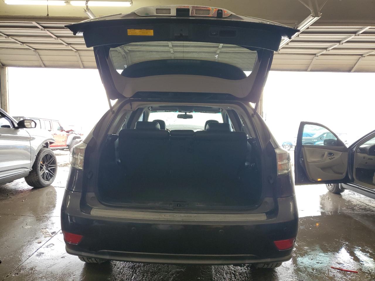 2010 Lexus RX - Image 6