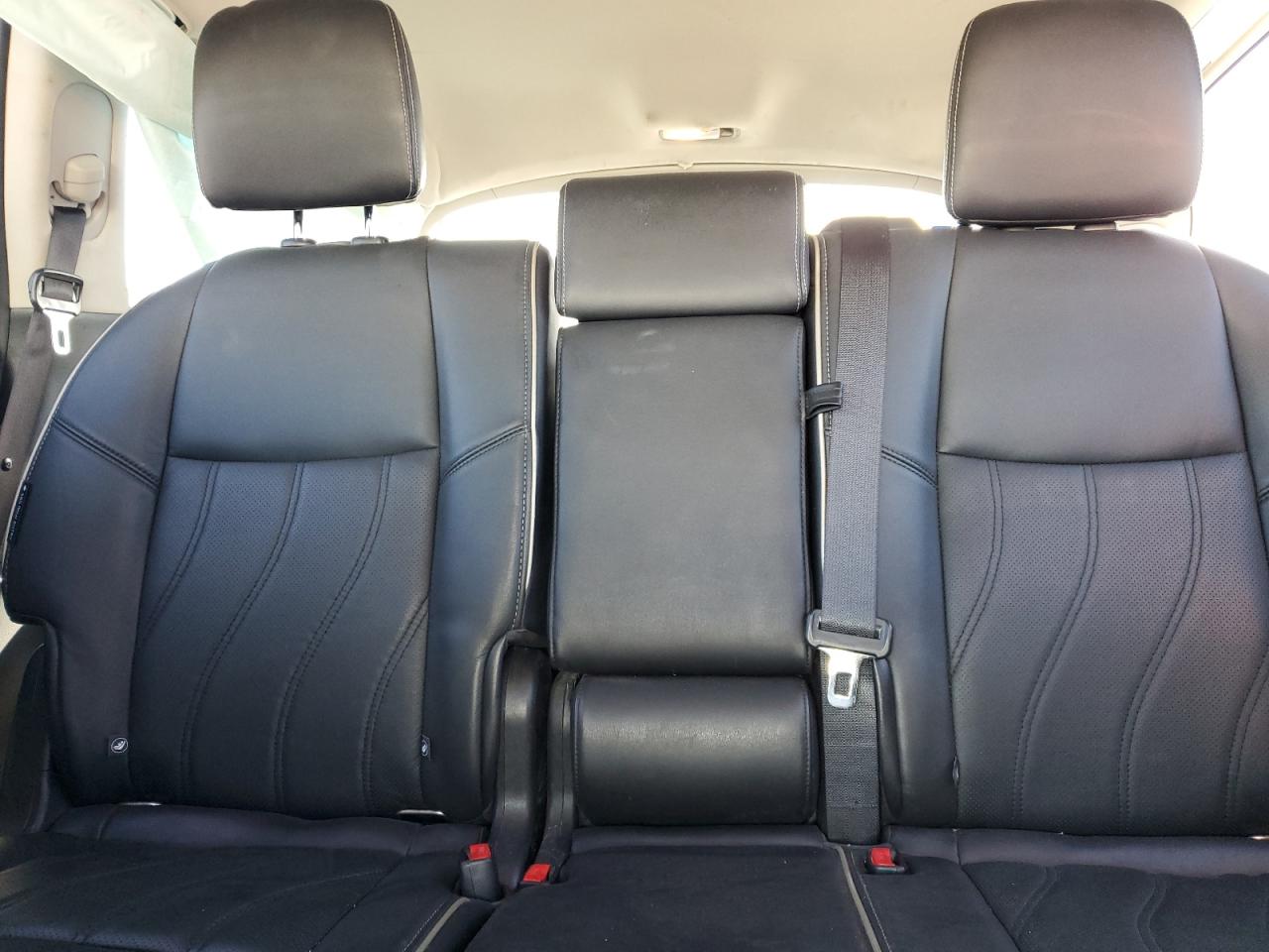 2018 Infiniti QX60 - Image 10