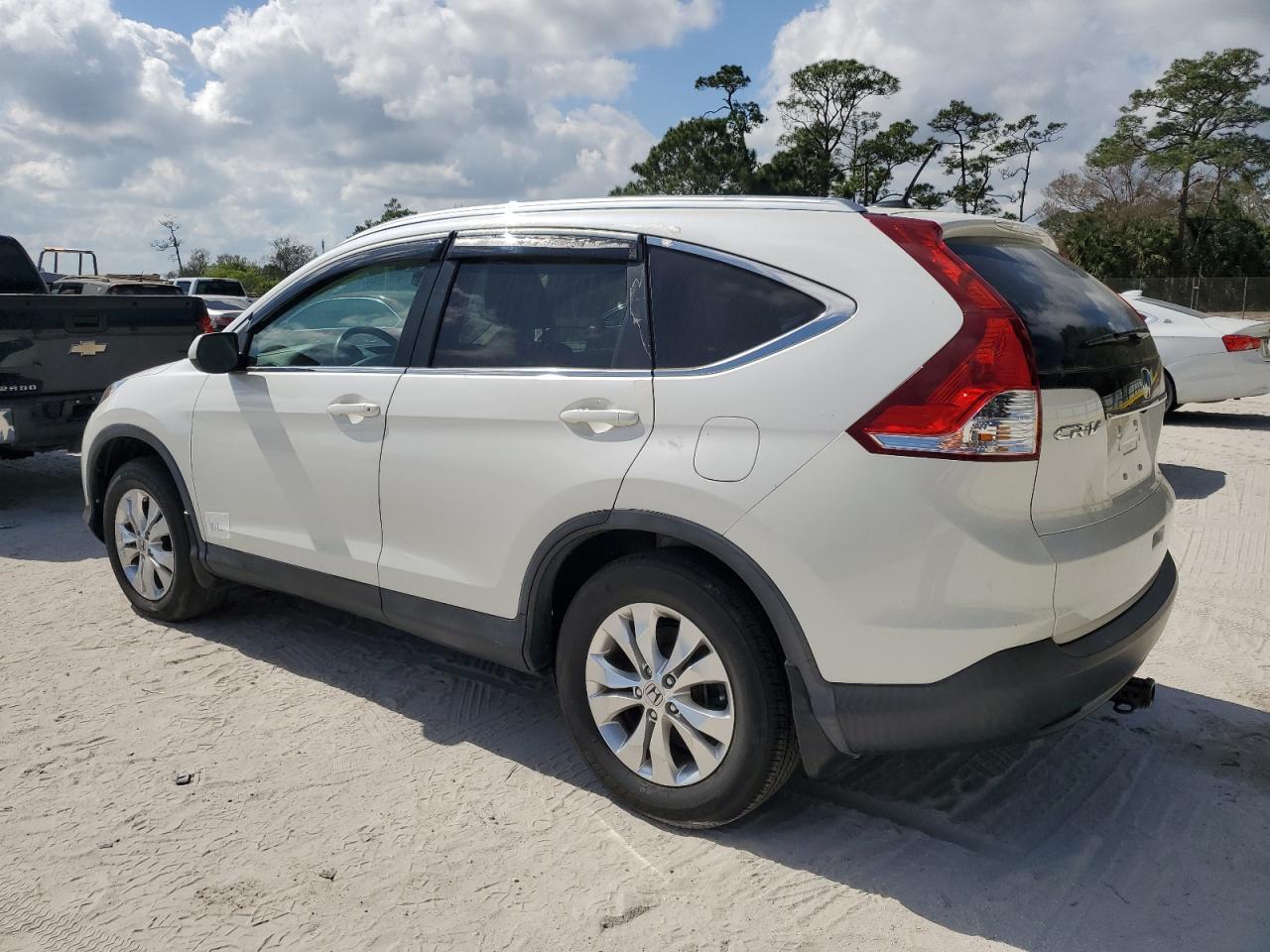 2014 Honda CR-V - Image 2