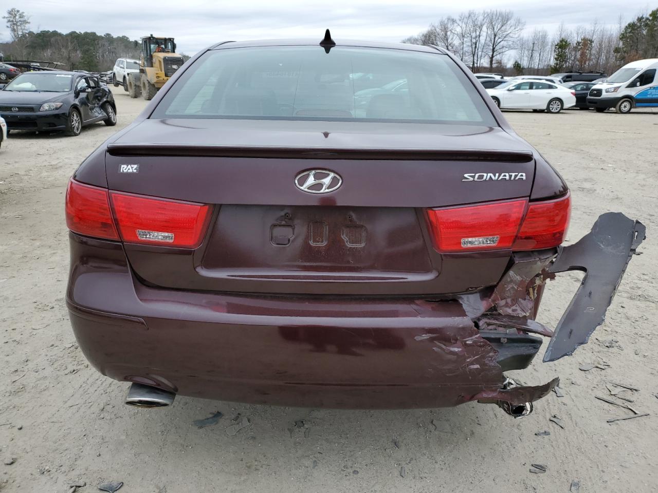 2009 Hyundai Sonata - Image 6