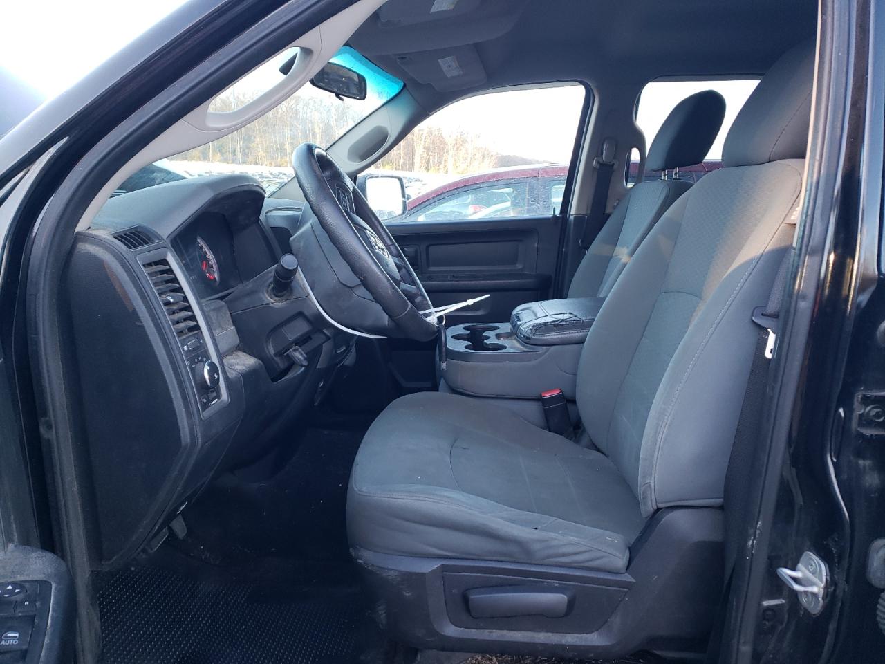 2013 RAM 1500 - Image 7