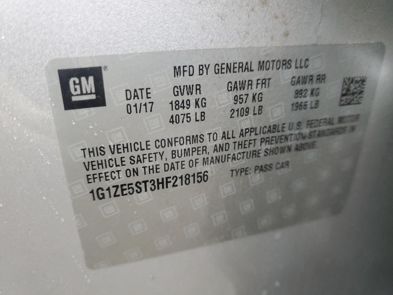 2017 Chevrolet Malibu - Image 12