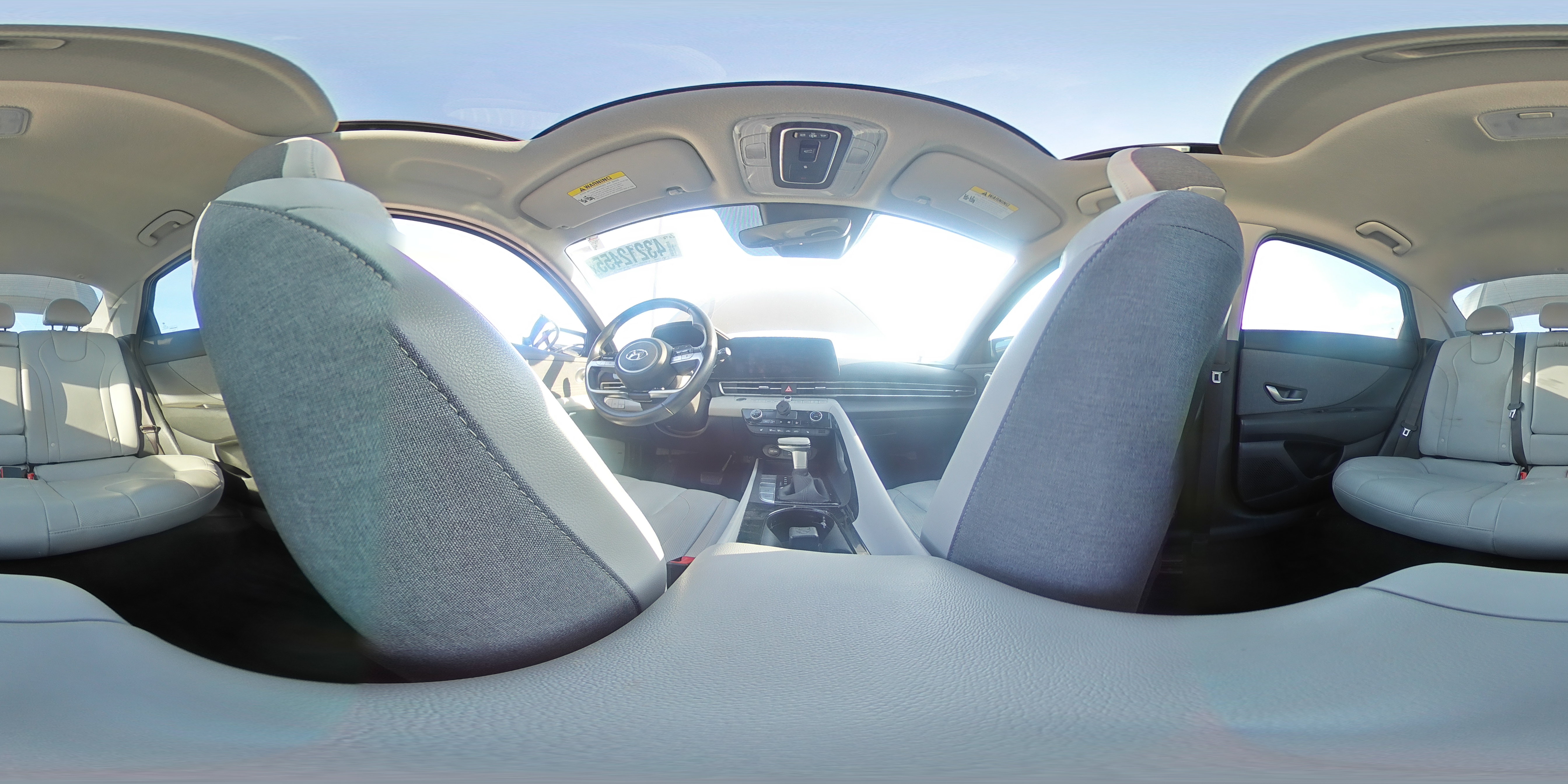 2021 Hyundai Elantra - Image 15