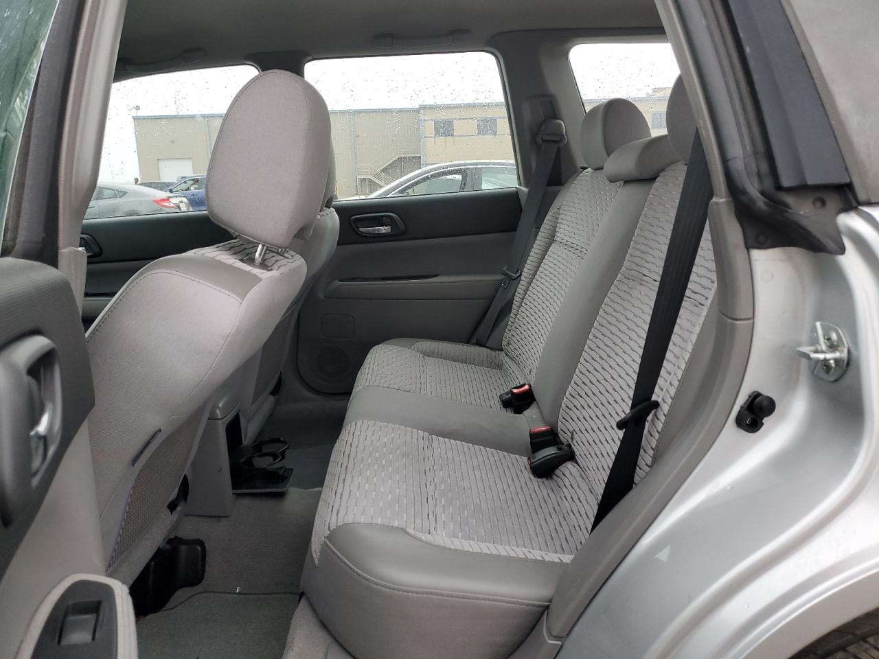 2005 Subaru Forester - Image 11