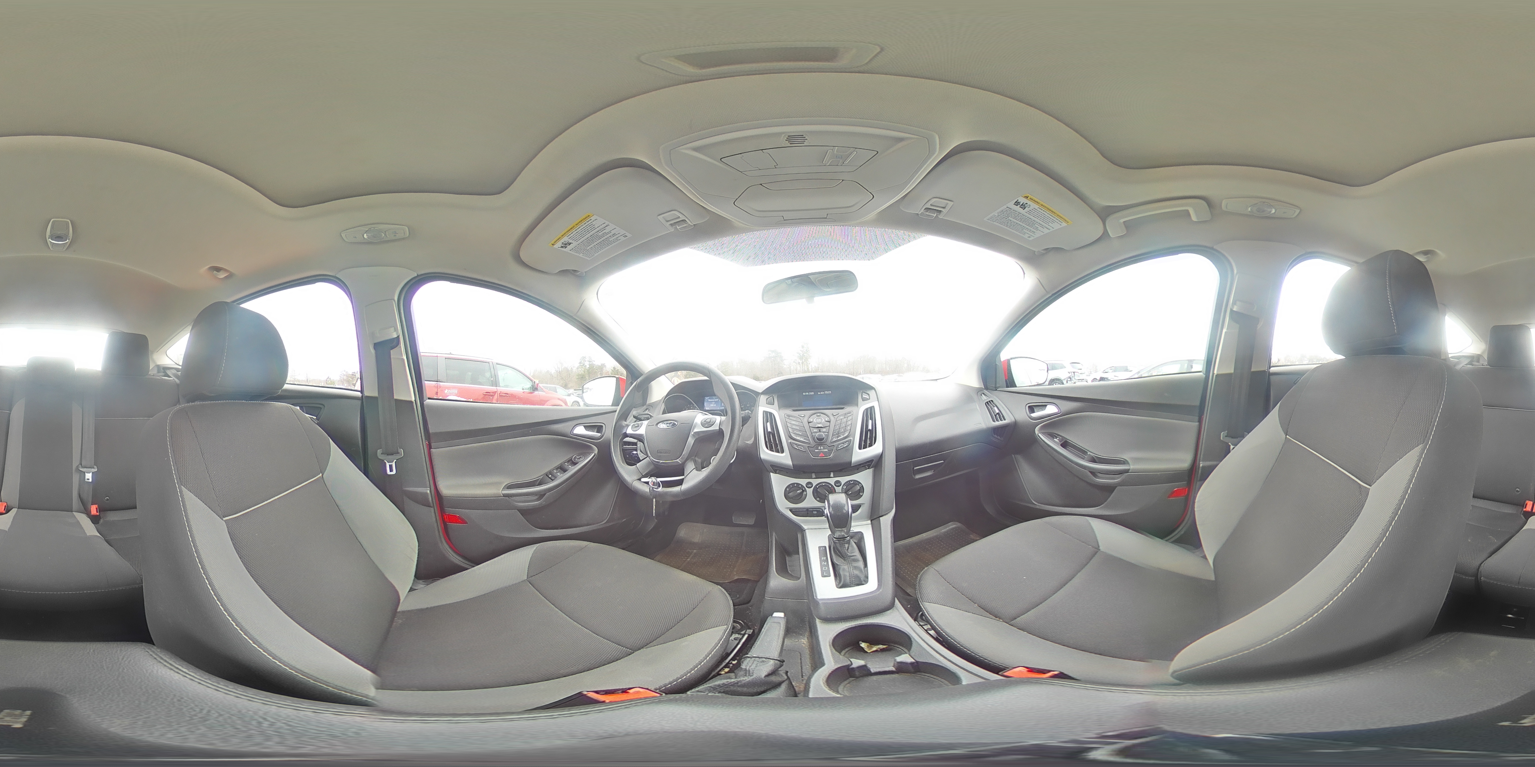2014 Ford Focus - Image 13