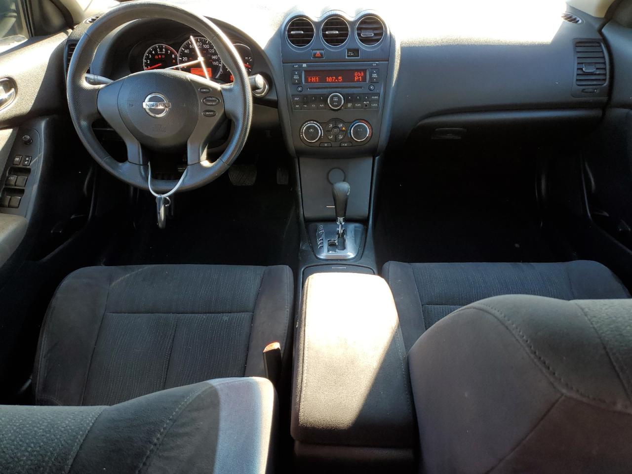 2011 Nissan Altima - Image 8