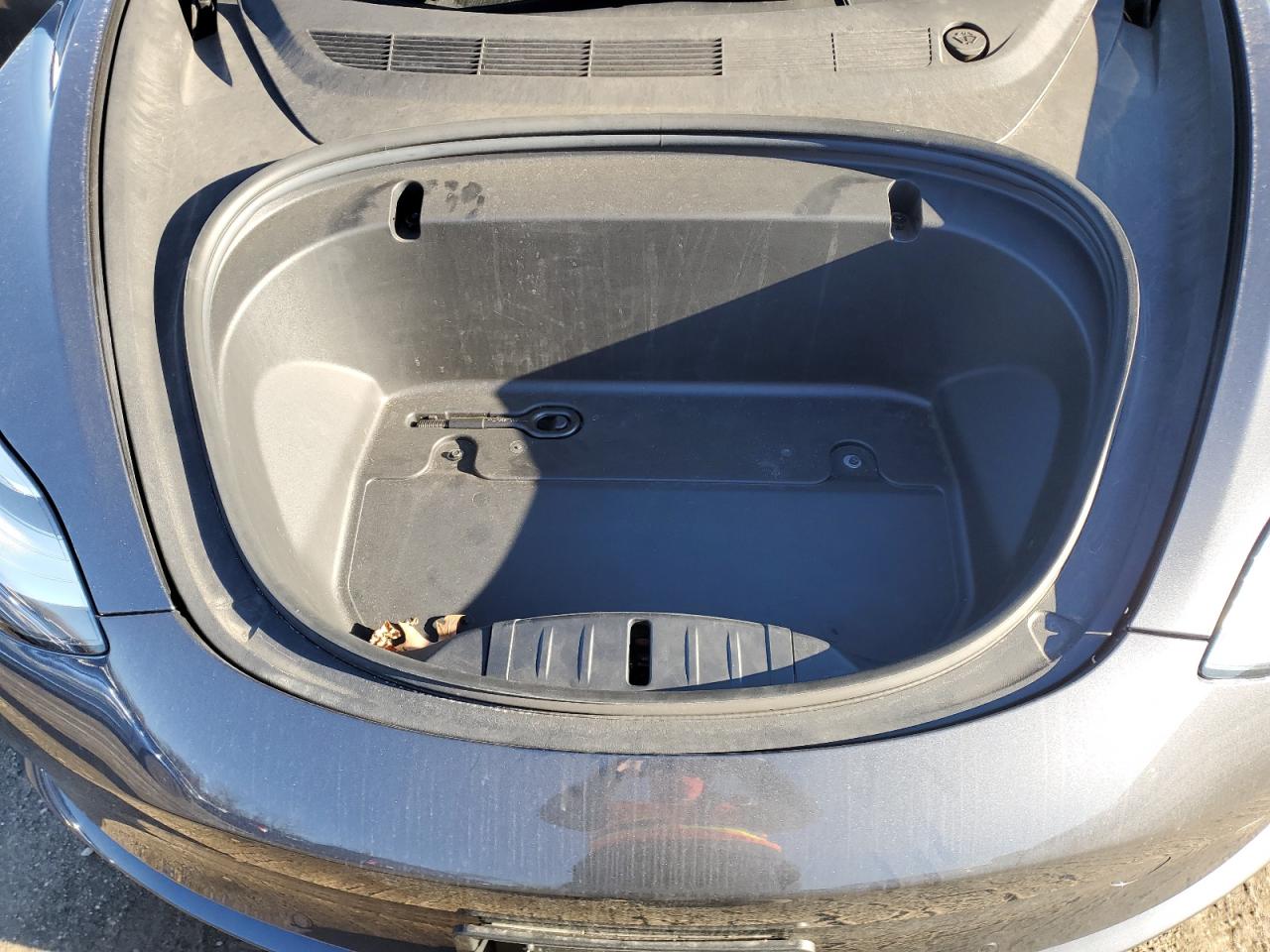 2020 Tesla Model 3 - Image 11