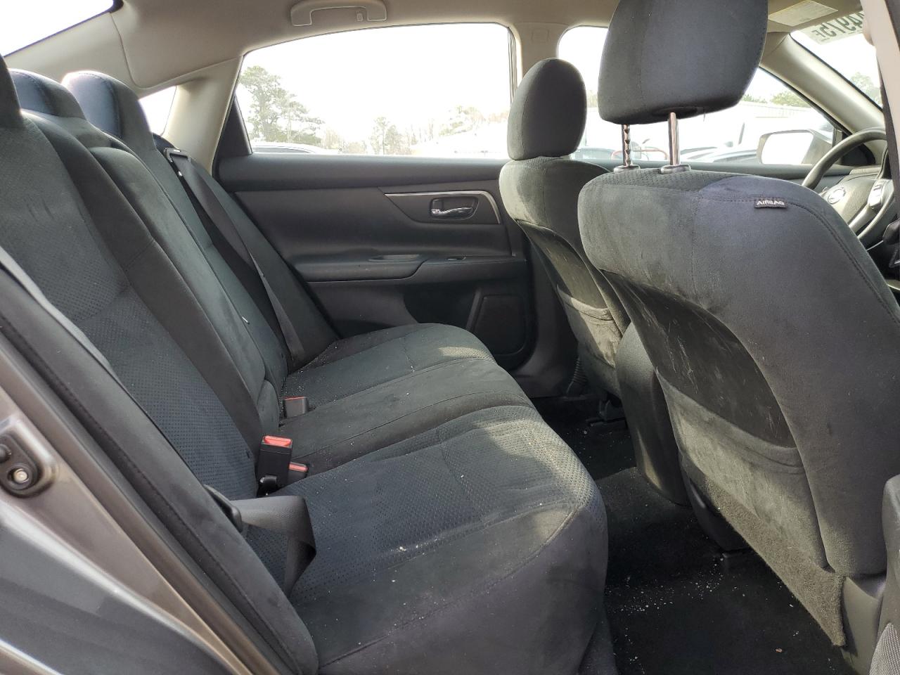 2015 Nissan Altima - Image 11