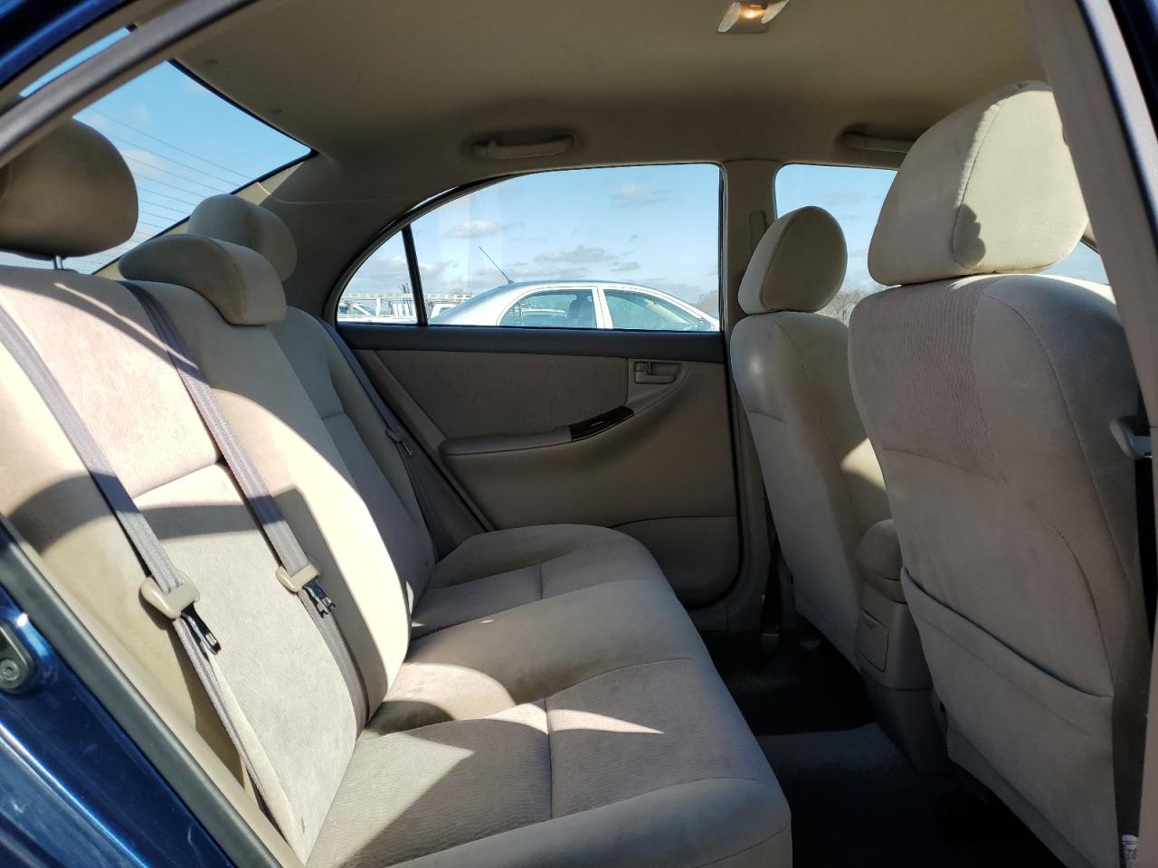 2007 Toyota Corolla - Image 10
