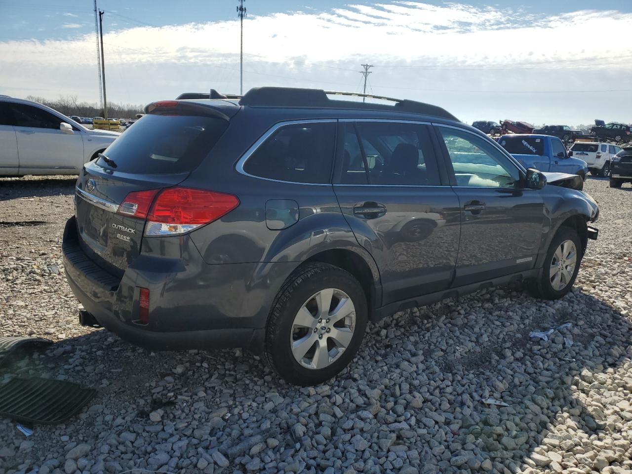 2011 Subaru Outback - Image 3