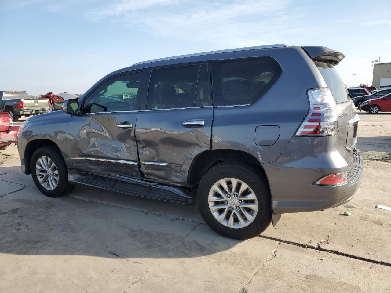 2015 Lexus GX - Image 2