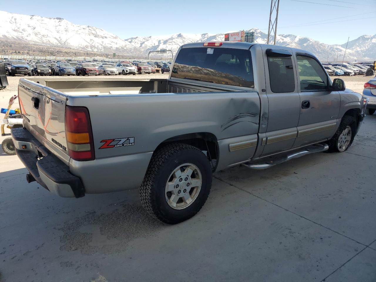 2002 Chevrolet Silverado - Image 3