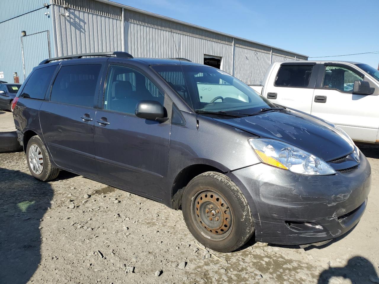 2006 Toyota Sienna - Image 4