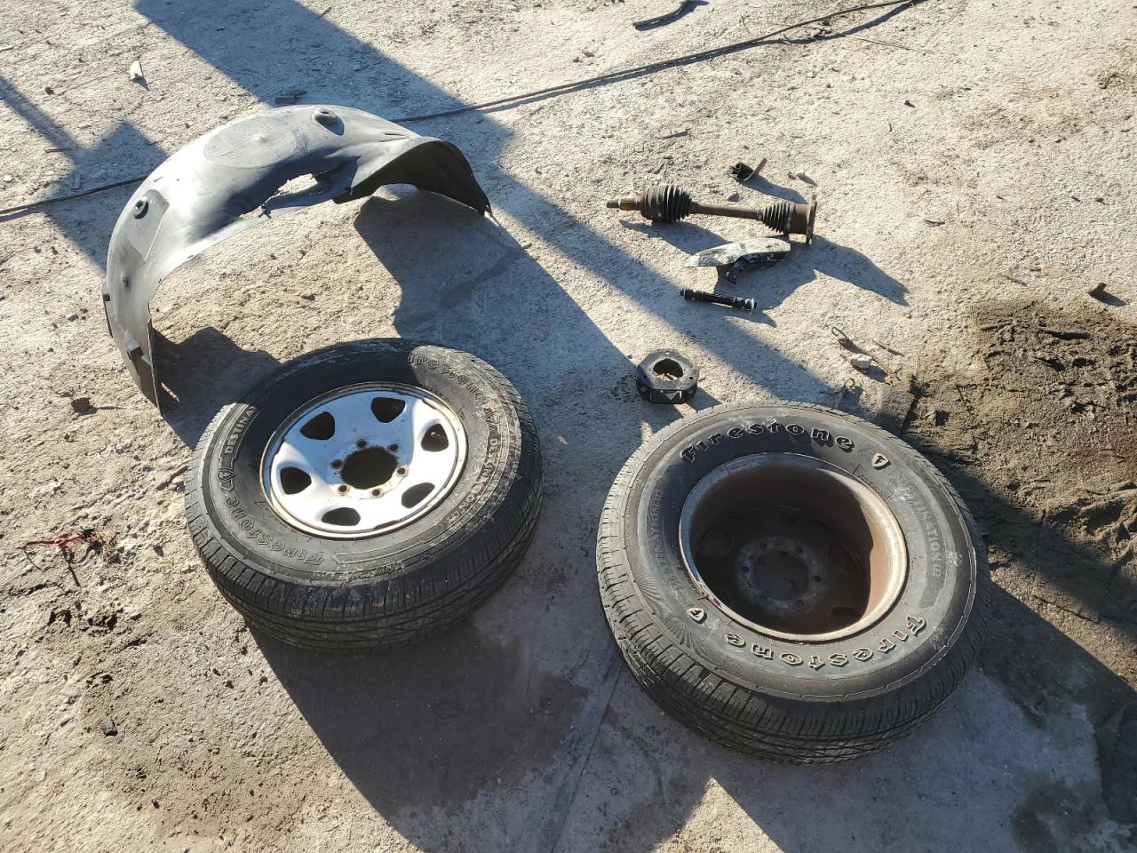 2013 Chevrolet Silverado - Image 12