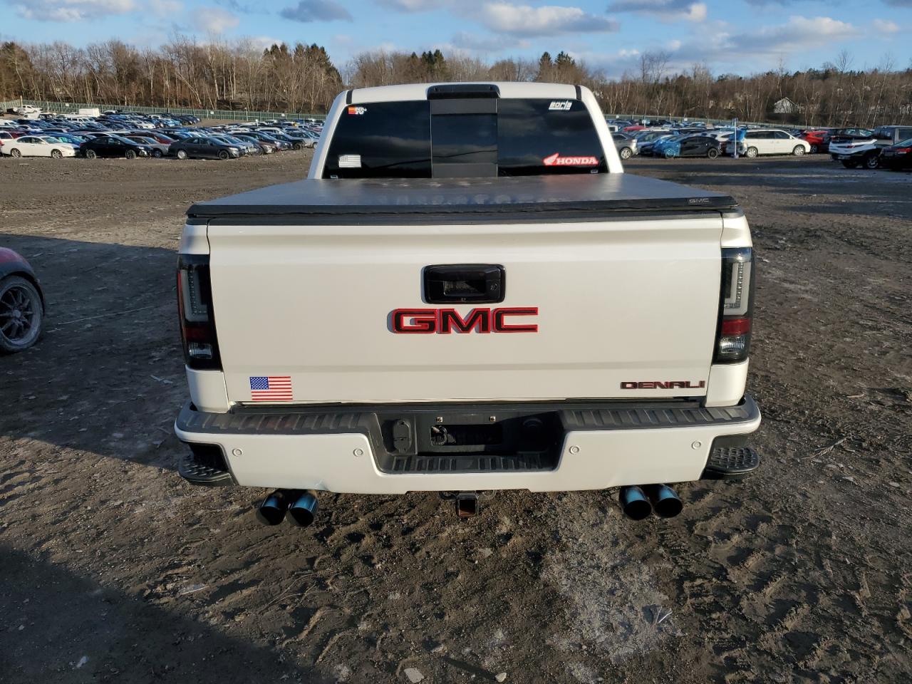 2017 GMC Sierra - Image 6