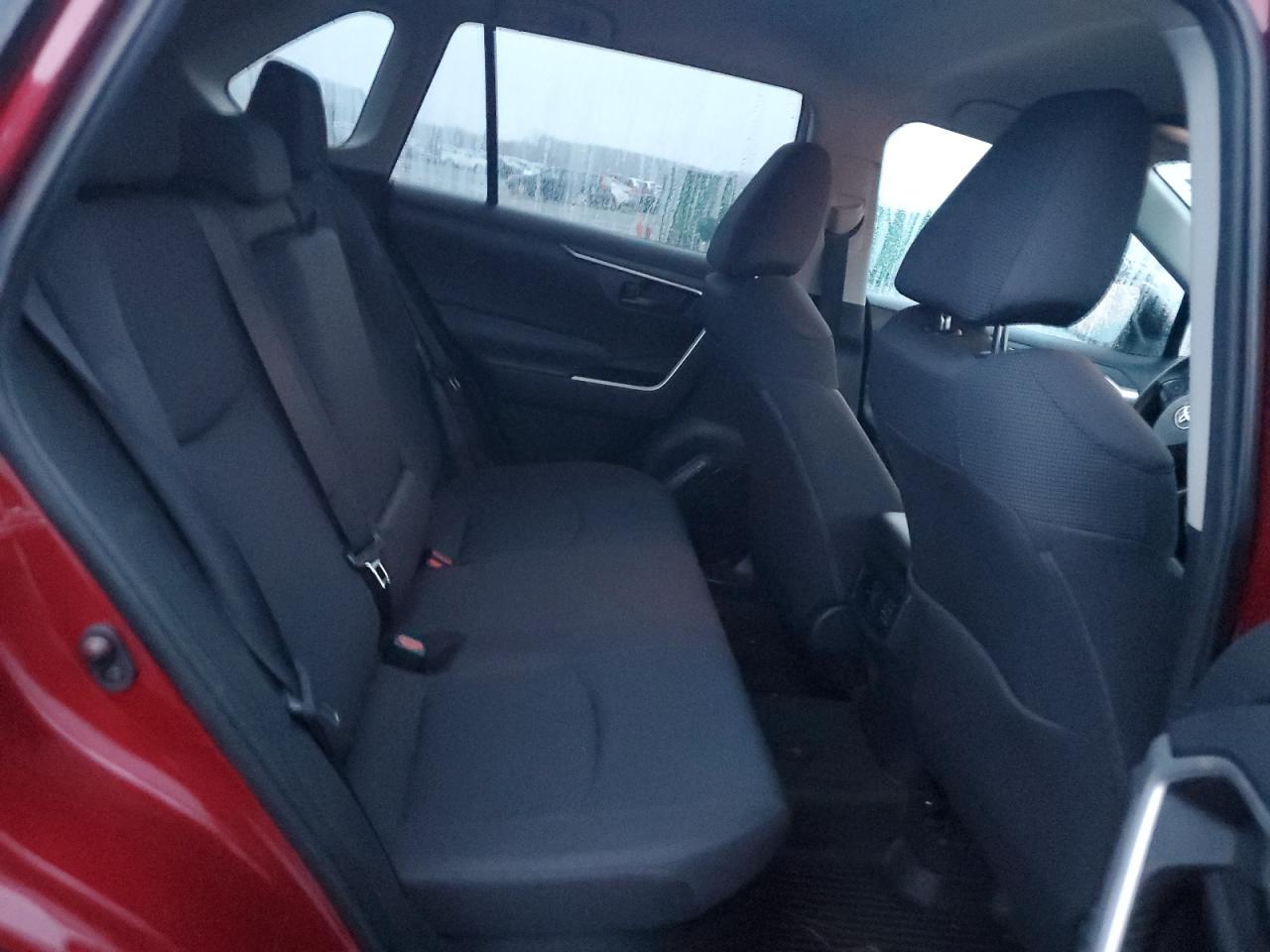 2021 Toyota RAV 4 - Image 11