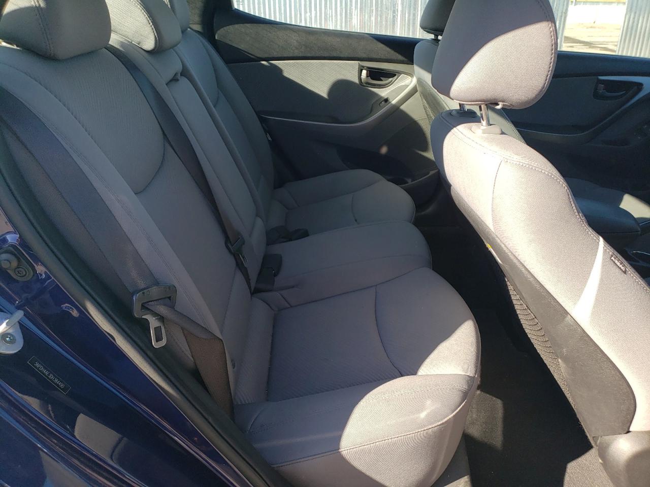2013 Hyundai Elantra - Image 10
