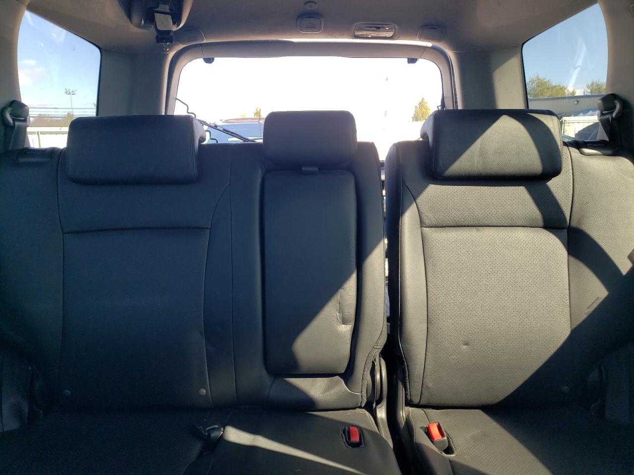 2006 Honda CR-V - Image 10