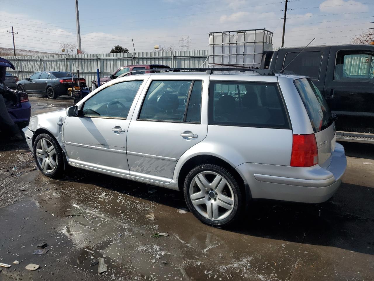 2004 Volkswagen Jetta - Image 2