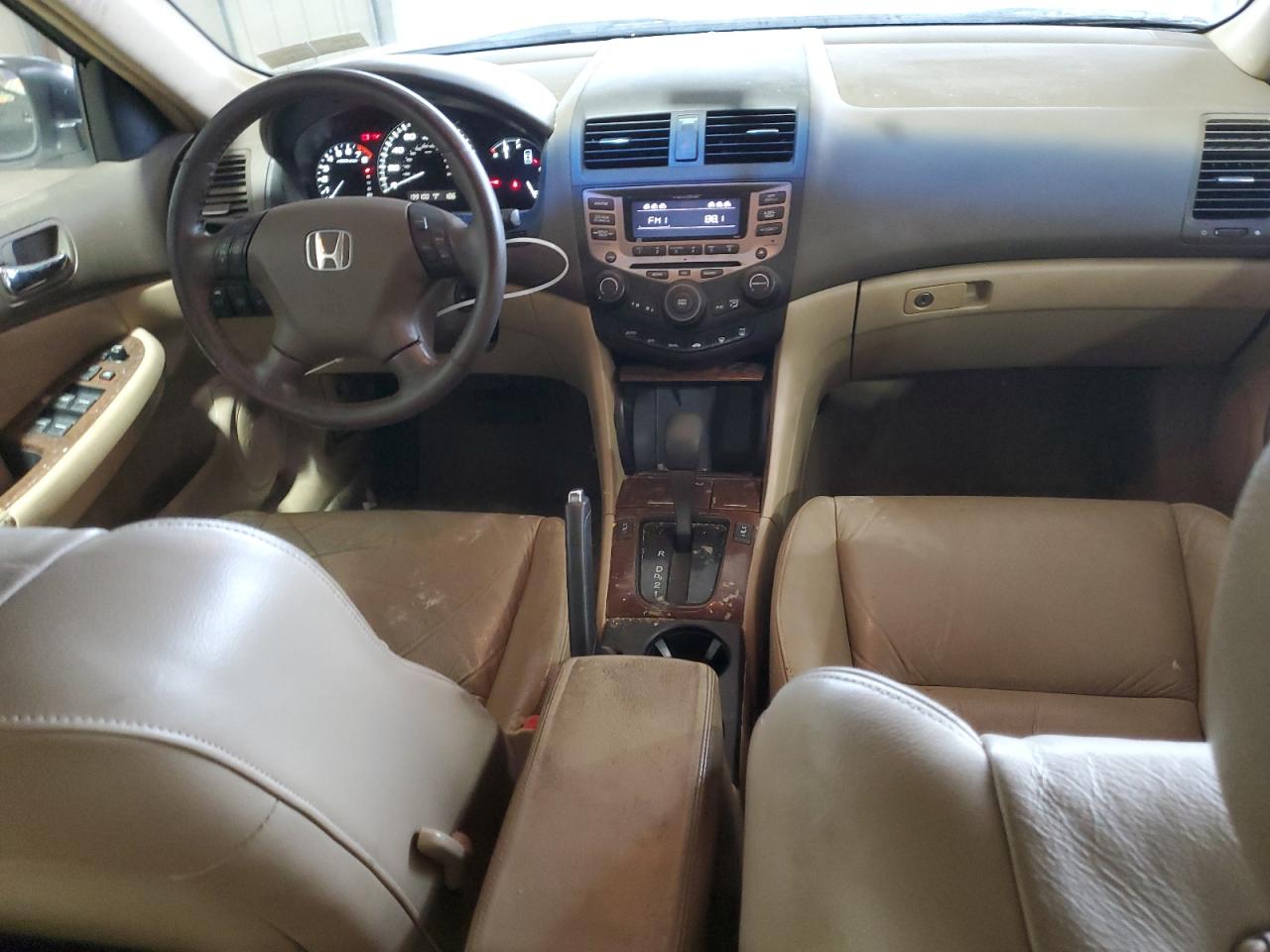 2007 Honda Accord - Image 8
