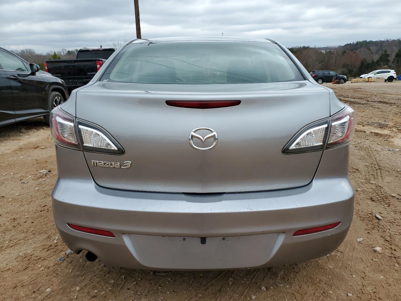 2012 Mazda 3 - Image 6