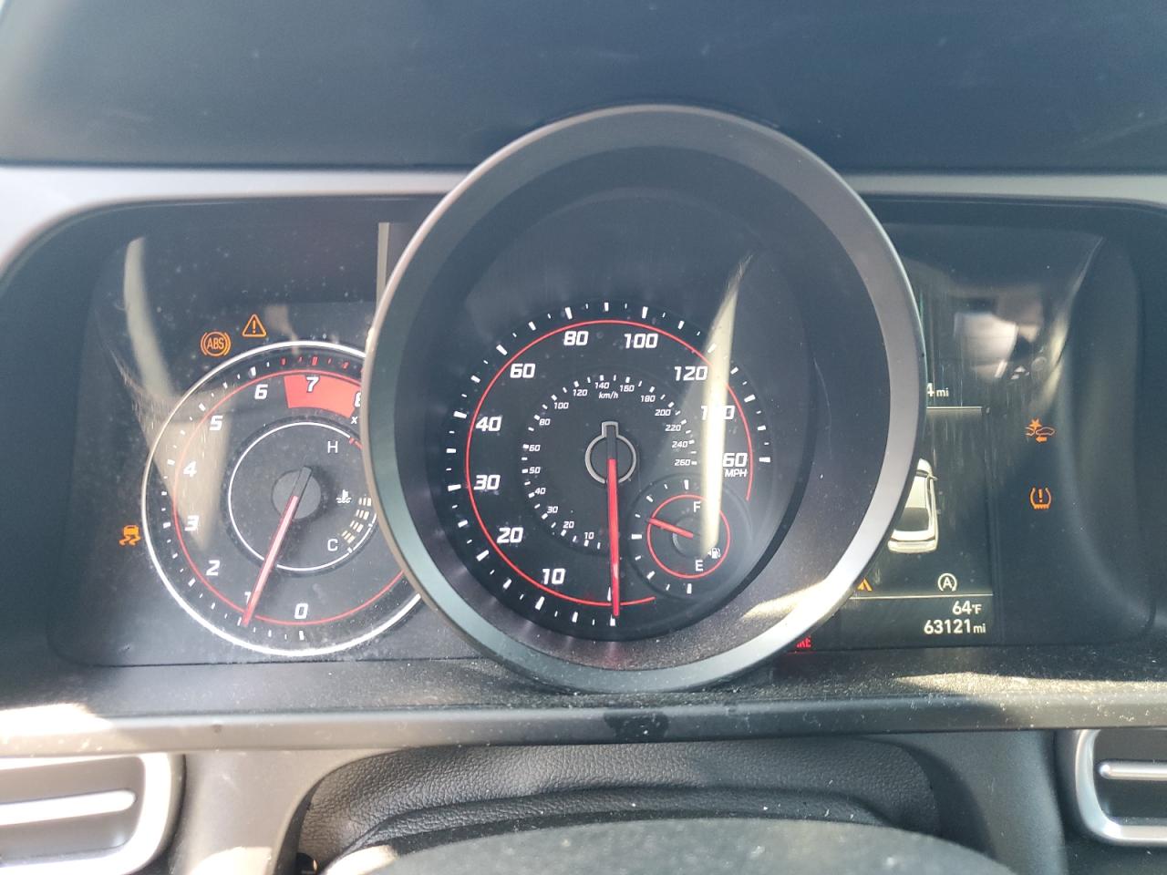 2023 Hyundai Elantra - Image 9