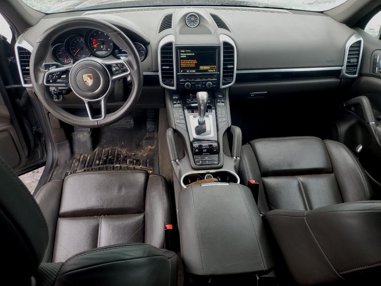 2016 Porsche Cayenne - Image 8
