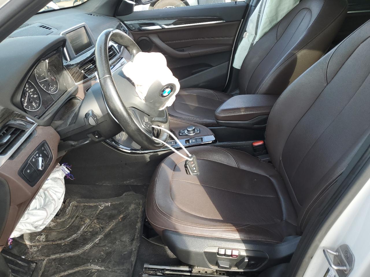 2016 BMW X1 - Image 7