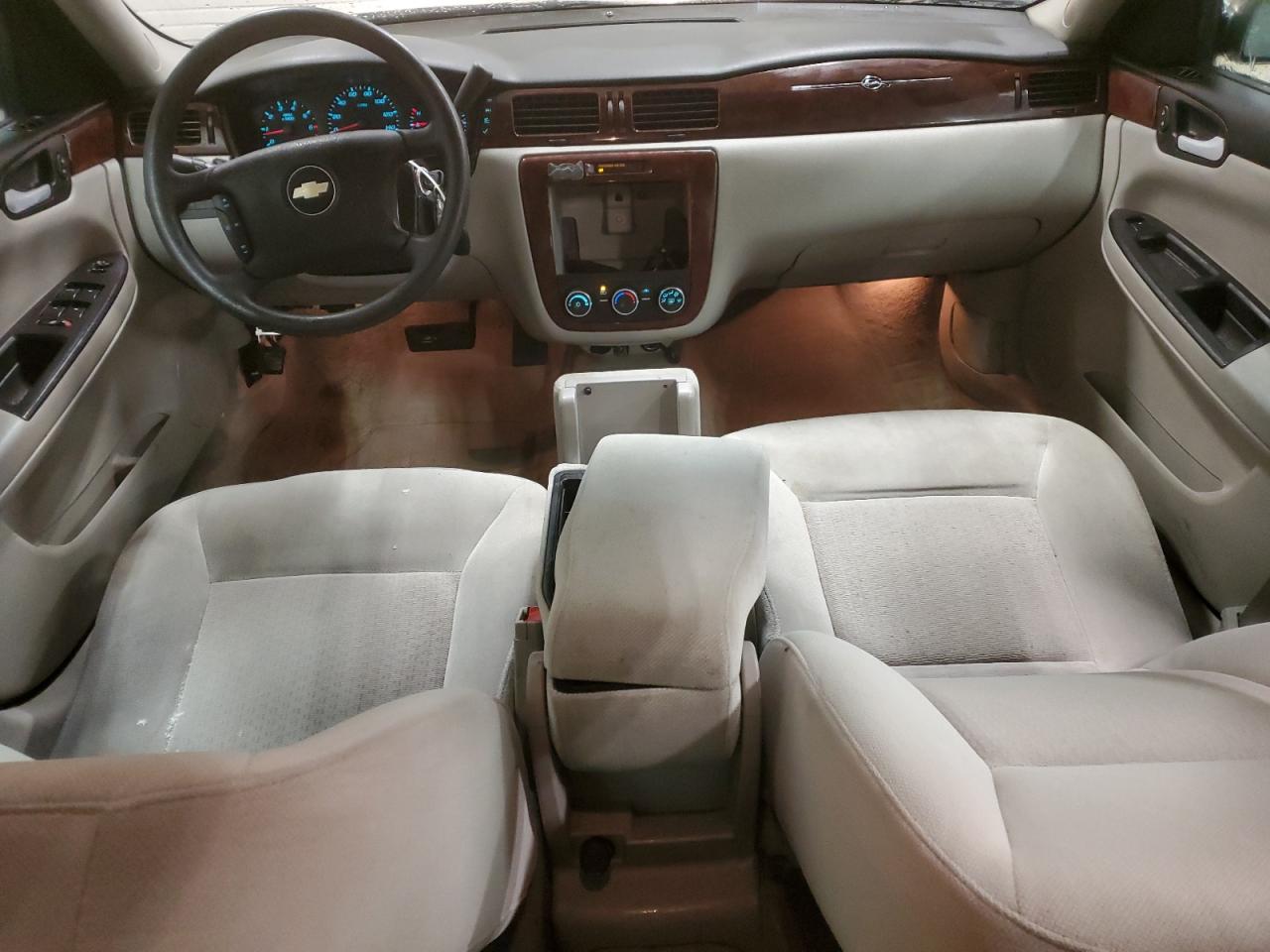 2007 Chevrolet Impala - Image 8