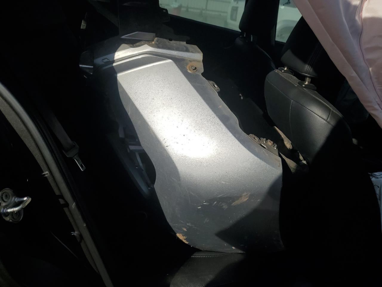 2017 Mazda 3 - Image 10