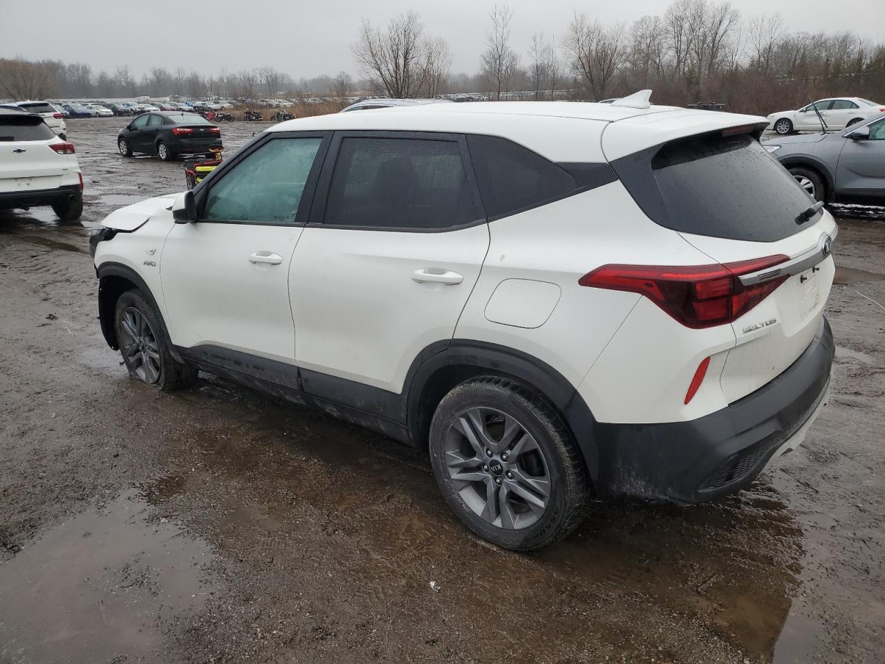 2021 Kia Seltos - Image 2