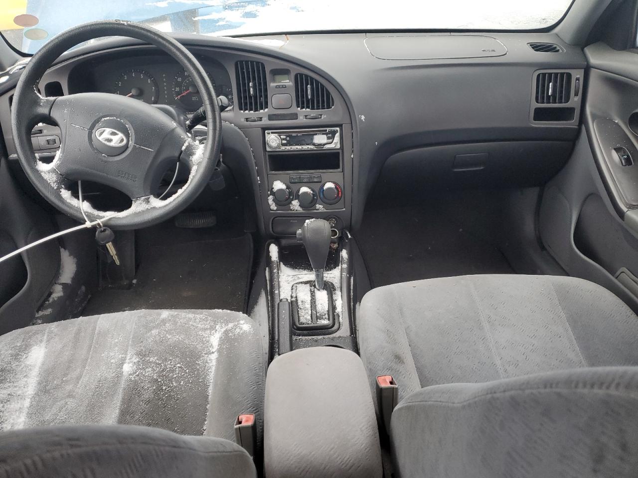 2005 Hyundai Elantra - Image 8