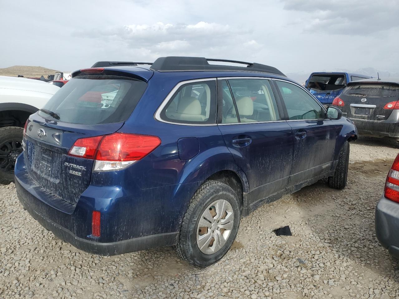 2011 Subaru Outback - Image 3