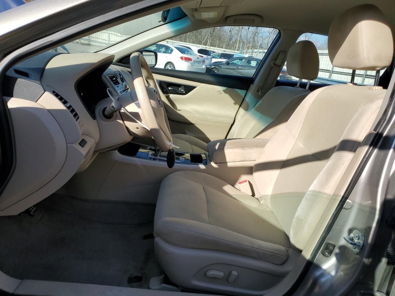 2014 Nissan Altima - Image 7