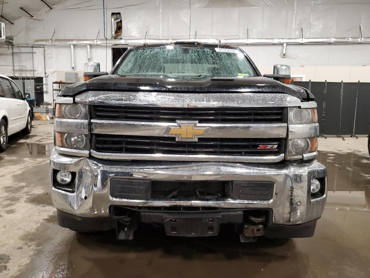 2017 Chevrolet Silverado - Image 5