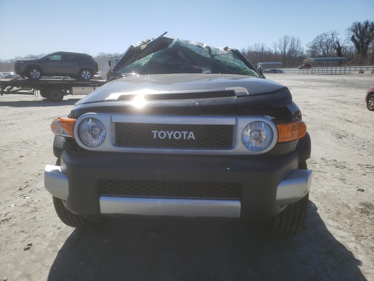 2013 Toyota FJ Cruiser - Image 5