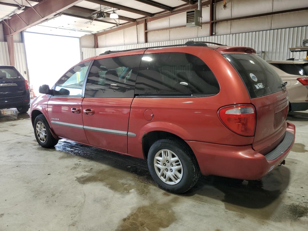 2001 Dodge Caravan - Image 2