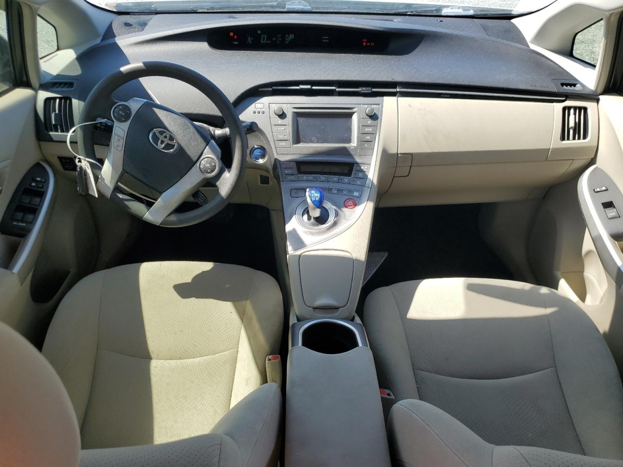 2014 Toyota Prius - Image 8