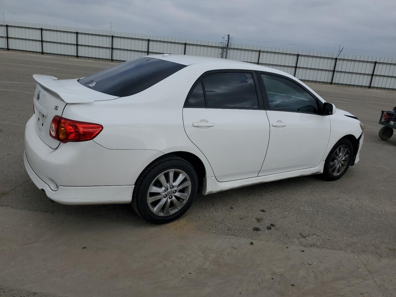 2010 Toyota Corolla - Image 3